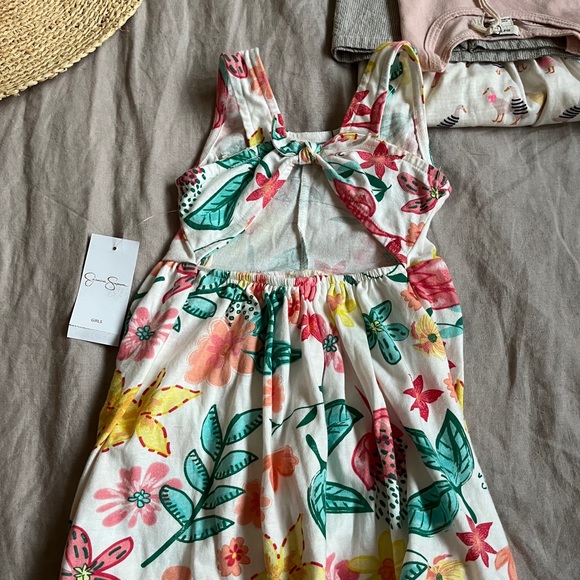 4 Beautiful Baby Girl DRESSES 
Sz 12, 18 & 24 m BRAND NEW - Picture 7 of 15